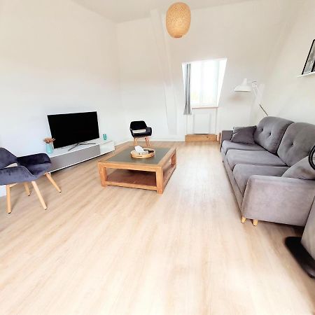 Joli Appartement Cosy Avec Jardin Lanvallay Eksteriør bilde